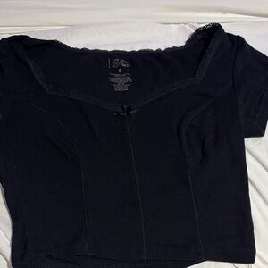 Kohl's Black Square Neck Short Sleeve Crop Top